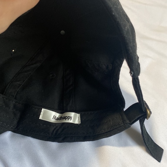 Classes madhappy hat - Picture 2 of 2